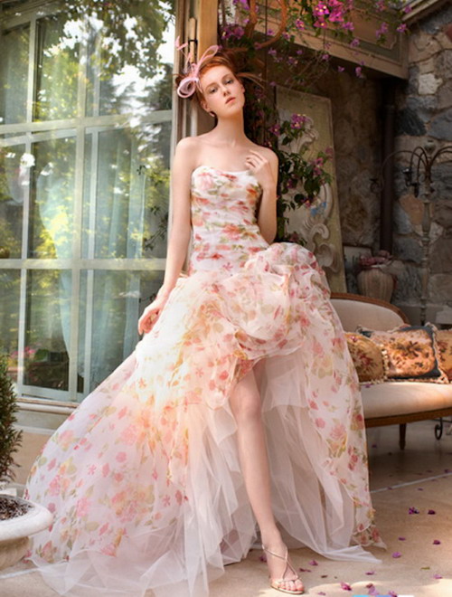 robe de mariage imprimée haut-bas de couleur rose