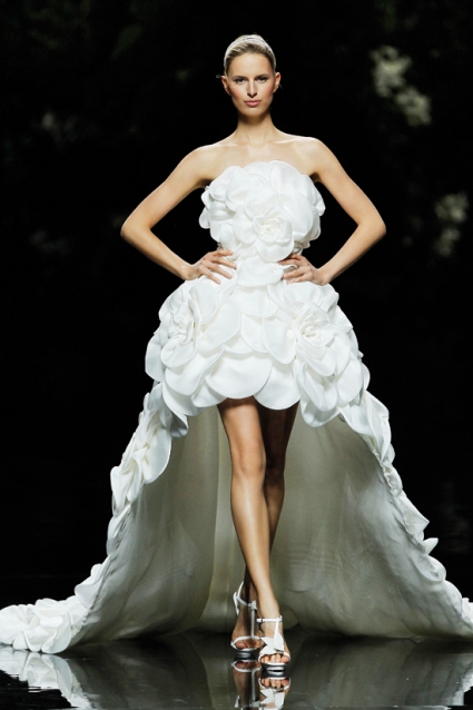 Robe de mariage Pronovias de Manuel Mota