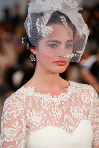 Voilette avec application de dentelle pour mariée vintage