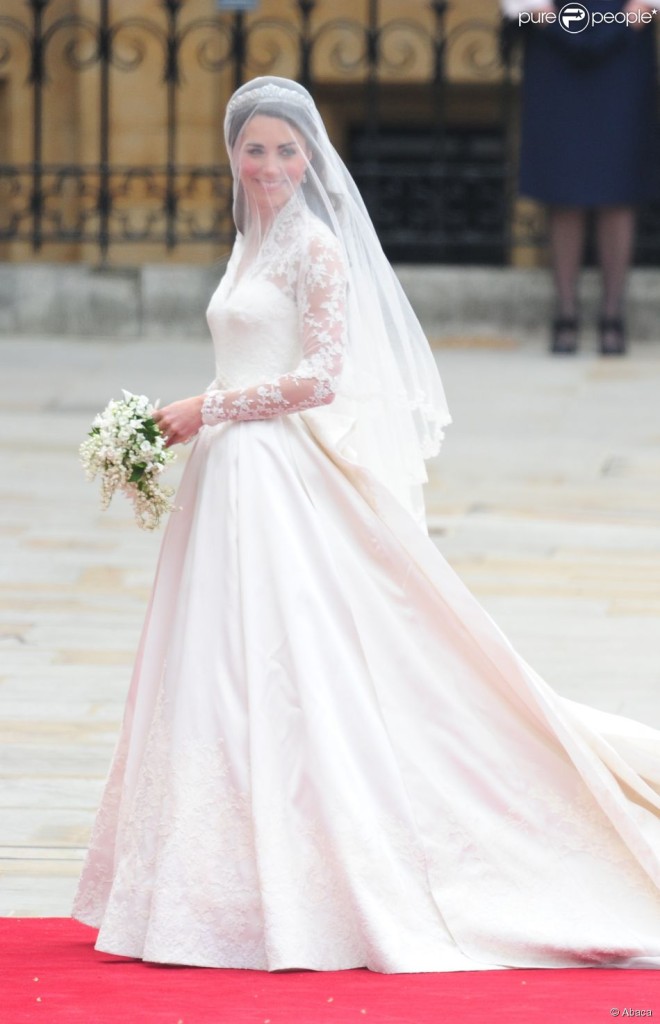 kate-middleton-divine-en-robe