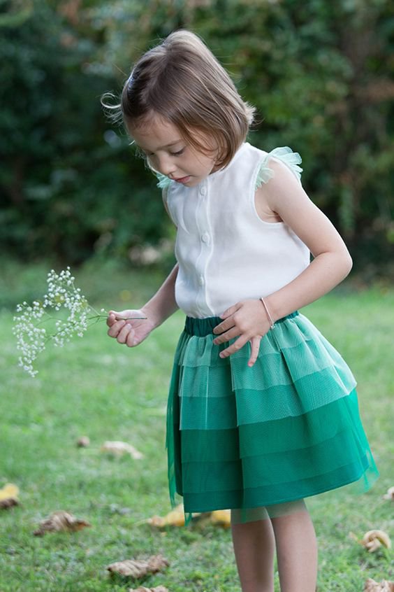 tenue verte & blanche pour cortège fille