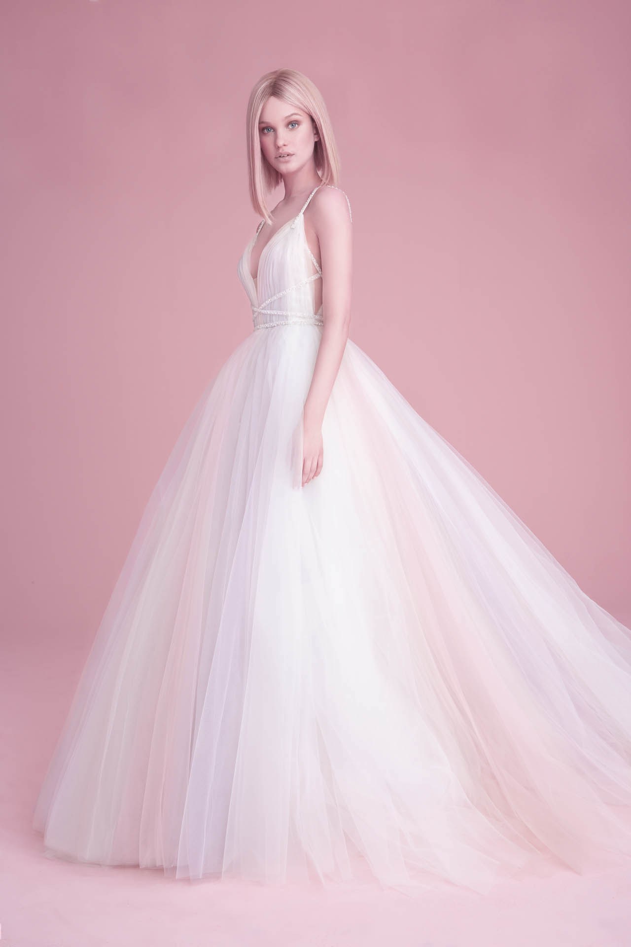 robe de mariée princesse colorée col en V