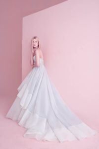 robe de mariée princesse longue à volants