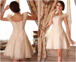 Robe de mariée crème courte en dentelle