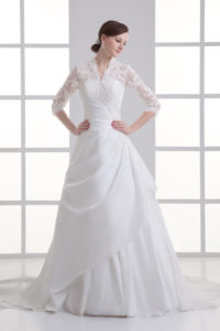 robe de mariée avec manche 3/ 4 col en V