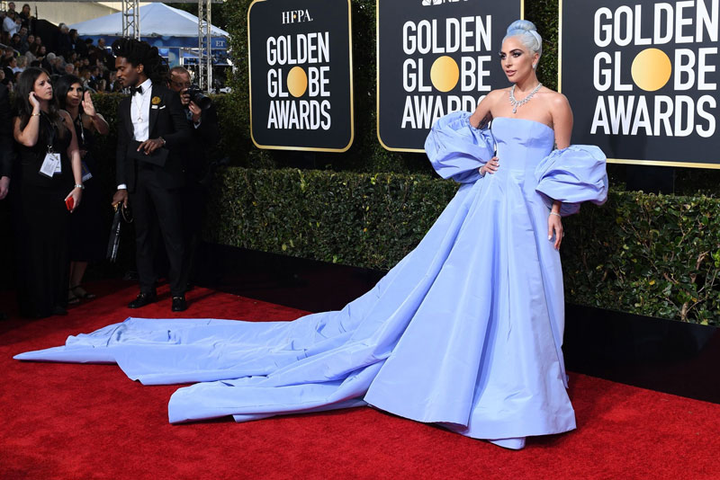 robe de soirée bleu princesse aux goldens globes 2019