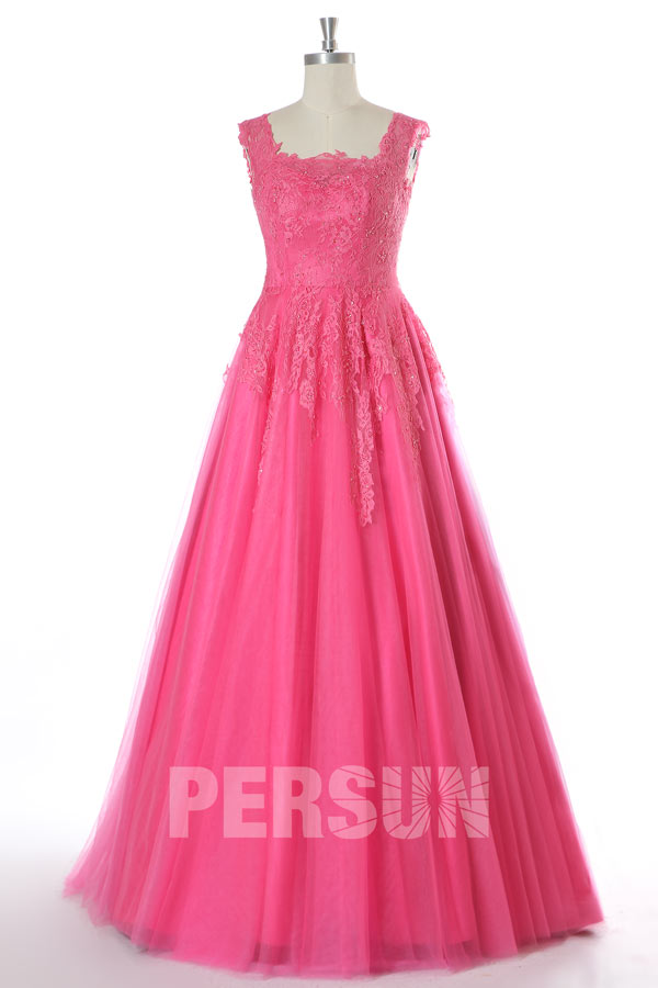 robe de mariée rose fuchsia appliqué de dentelle