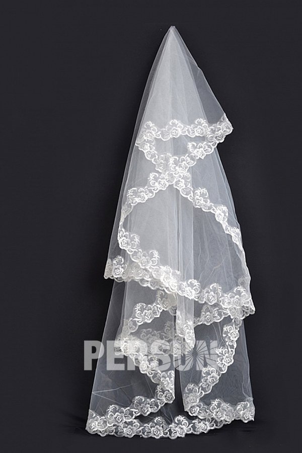 voile de mariée appliqué de dentelle guipure