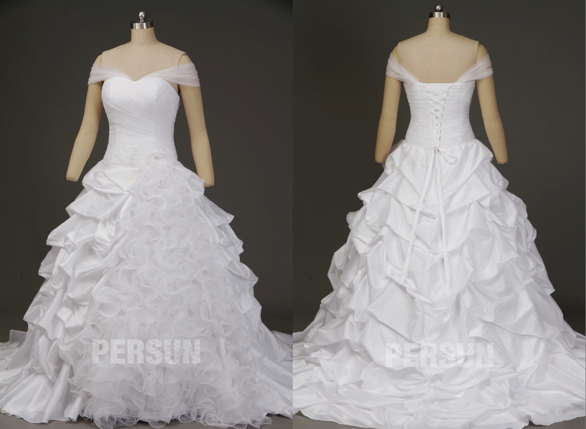 robe de mariée princesse col bardot 